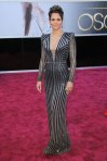 Halle+Berry+Oscars+2013+Versace+1
