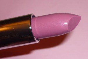 maybelline color sensational lipstick make me pink swatch